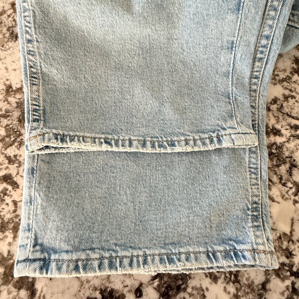 Gap Denim Jeans Mens 18/34R Light Wash 90s Loose Fit Distressed Stretch - Picture 3 of 10